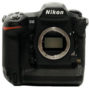 دوربین نیکون D5 بدنه ی خالی (BODY)